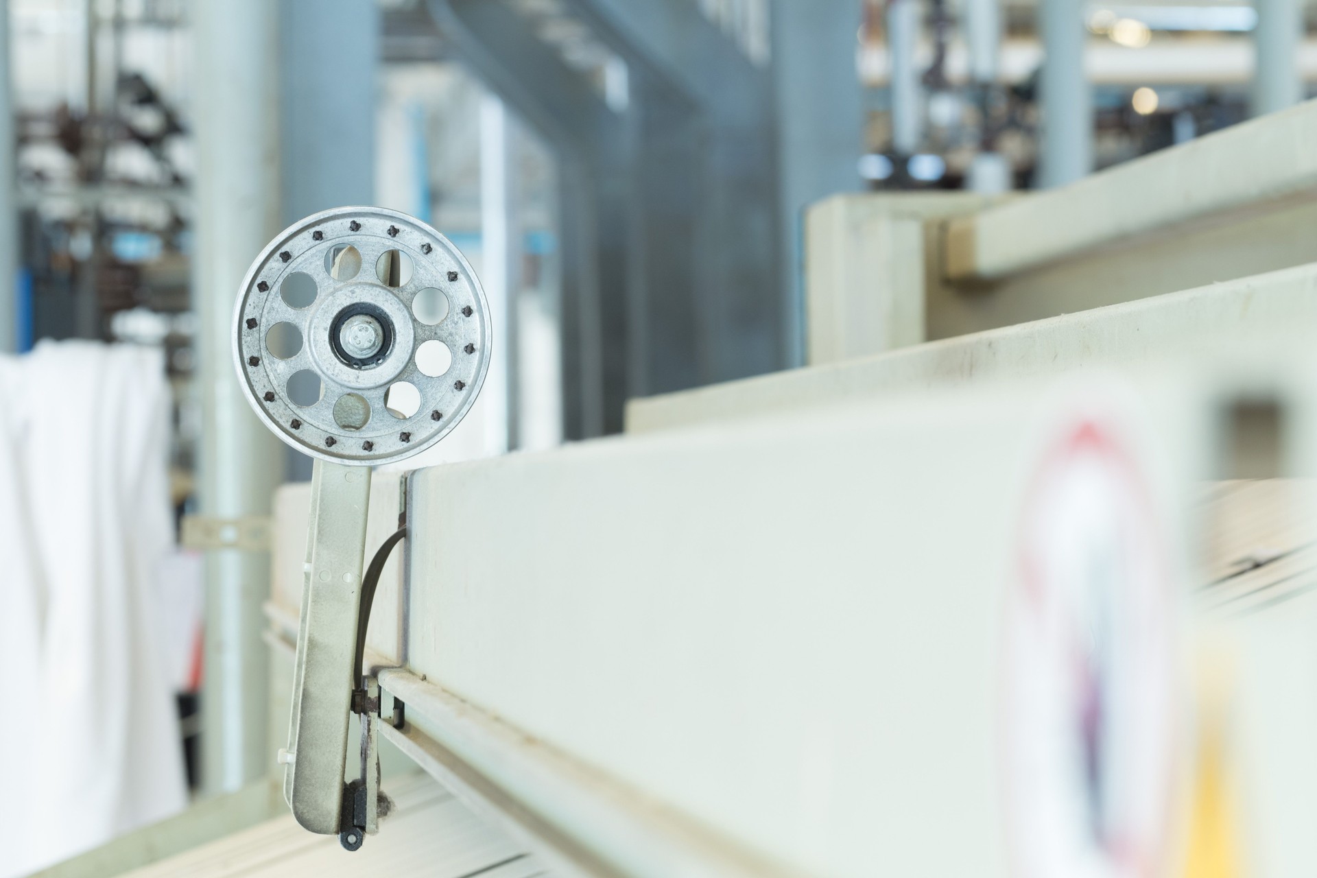 Dispositivo de control y maquinaria